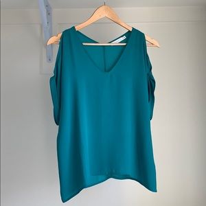 Top with Open Shoulders